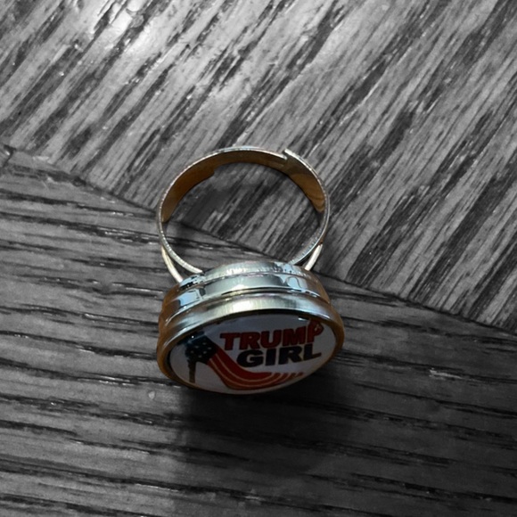 🇺🇸 “Trump Girl” Adjustable Silver Ring! - Picture 2 of 6